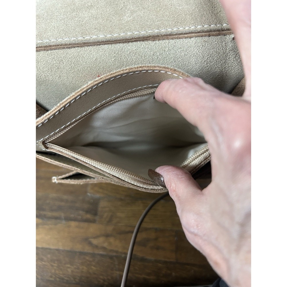 Stanley Street‎ Cream Colored Cross Body Leather Bag Adjustable Strap - Picture 13 of 15